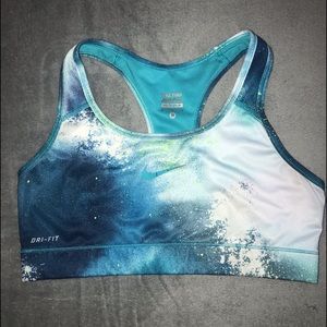 Nike - Sports Bra